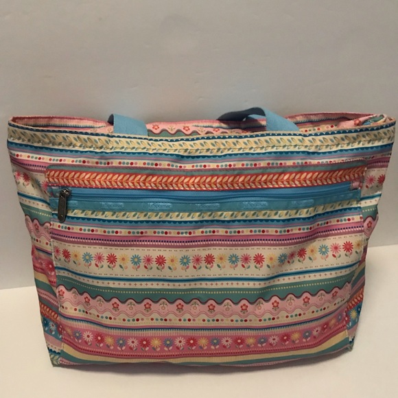 Lesportsac Handbags - LeSportsac Tote 13x18 Beautiful